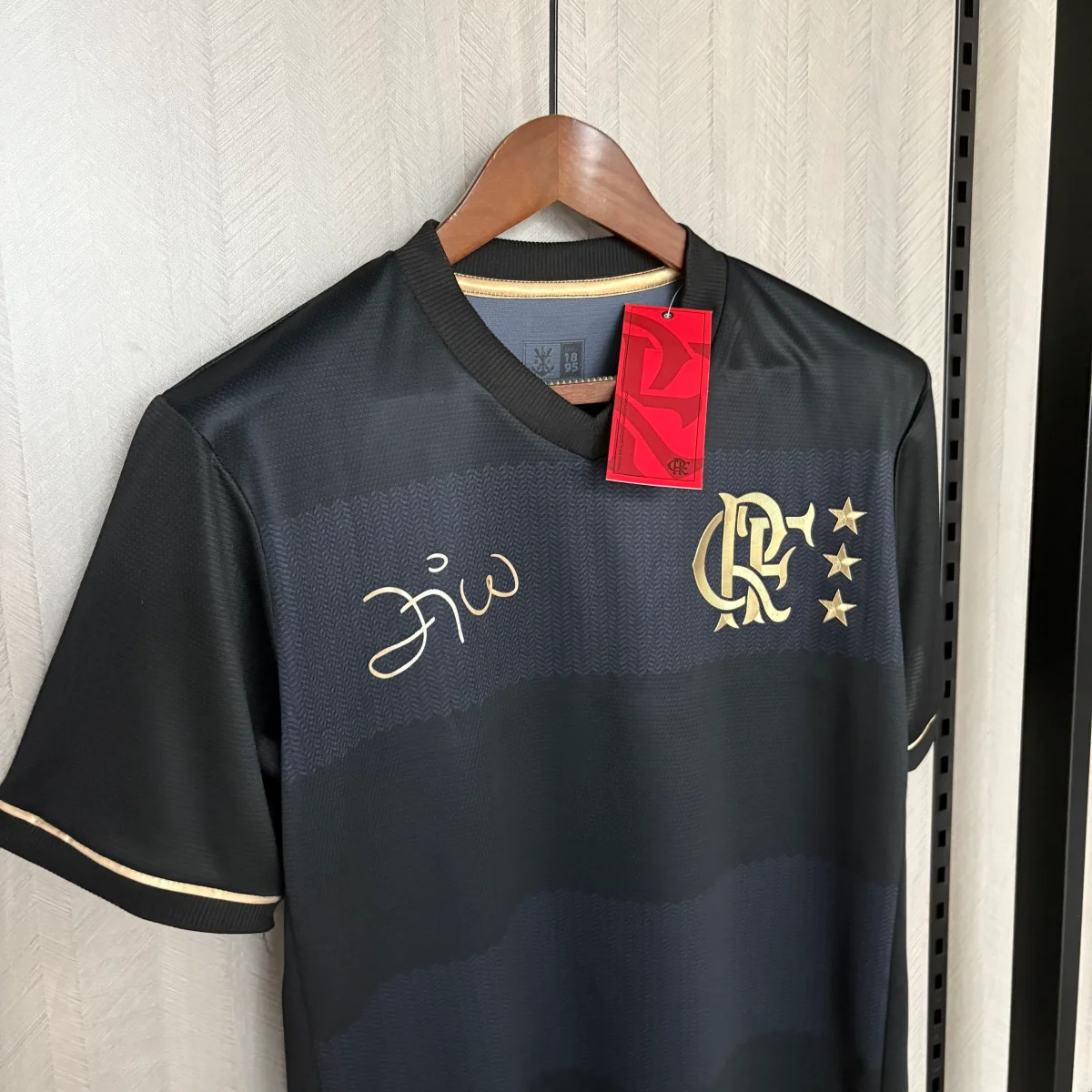 Flamengo Edição Especial Preta 25/26 - Image 5